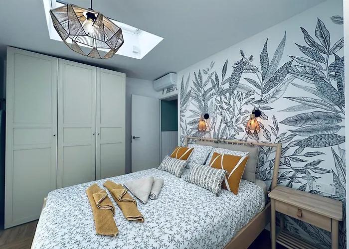 Mer Deluxe - Dreamy Boho Retreat